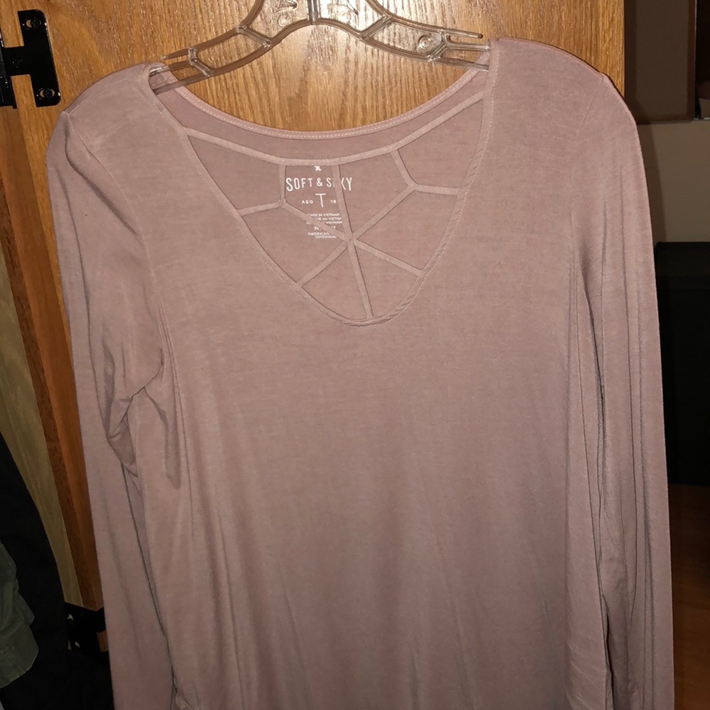 Light pink long sleeve T-shirt